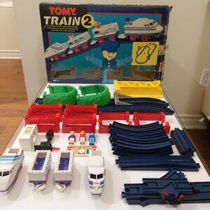 TOMY TRAIN 2 Hi-Speed Express Train Thomas Tank in Tested Working Condition